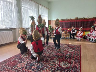 Група "Слънчогледи" 8